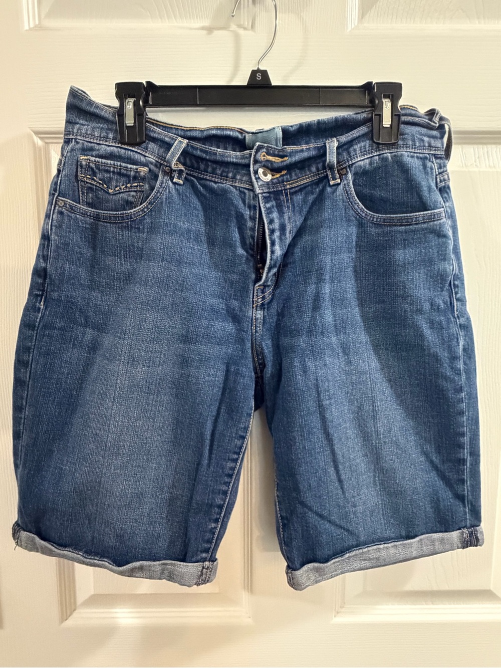 Levi's Women's Dark Blue Rolled-Hem Denim 515 Bermuda Shorts